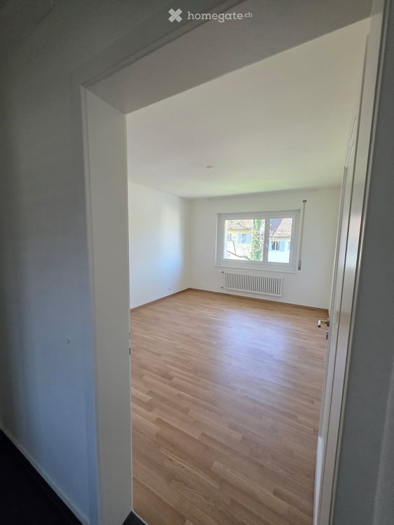 Charmante 3-Zimmer-Altbauwohnung mit Balkon in Zürich-Wollishofen 6