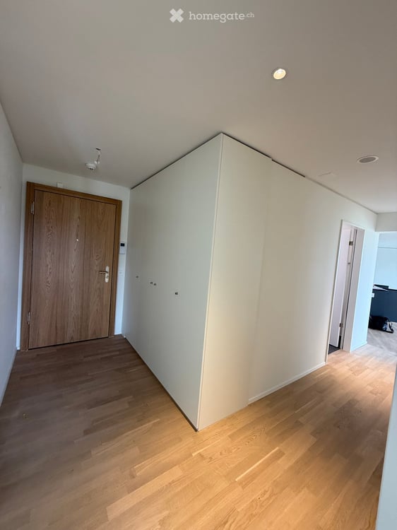 Helle 4.5 Zimmer Neubauwohnung im 18. Stock des PilatusTower mit Weitsicht Richtung Allmend Luzern 9