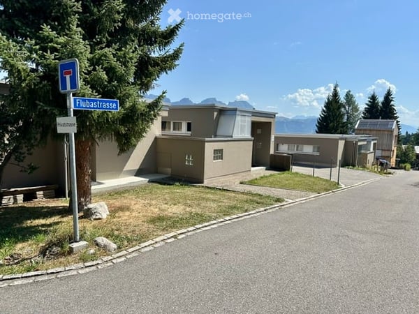 2.5-Zimmer-Terrassenwohnung mit Blick auf die Churfirsten 11