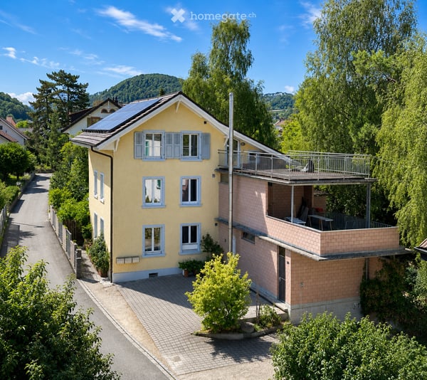 Charmante 3.5-Zimmer-Terrassenwohnung im renovierten Altbau – Sissach 2