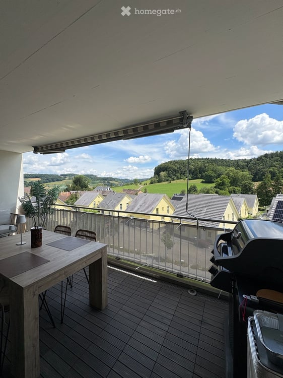 Grosszügige 3.5-Zimmer-Wohnung mit traumhaftem Blick ins Grüne 10