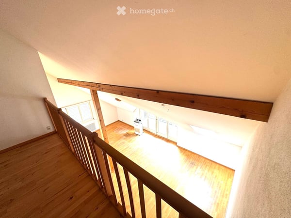 Attraktive 3.5-Zimmer-Maisonettewohnung an zentraler Lage in Beringen mit grossem Gartensitzplatz 12