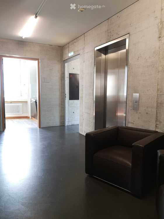 Bürofläche mit moderner Architektur 6