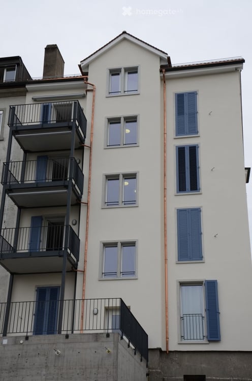 Eine Wohnung für Individualisten, welche das Detail und die Aussicht lieben! 8