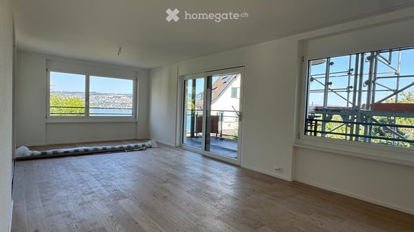 Ruhe und Seesicht an zentraler, erhöhter Lage 5