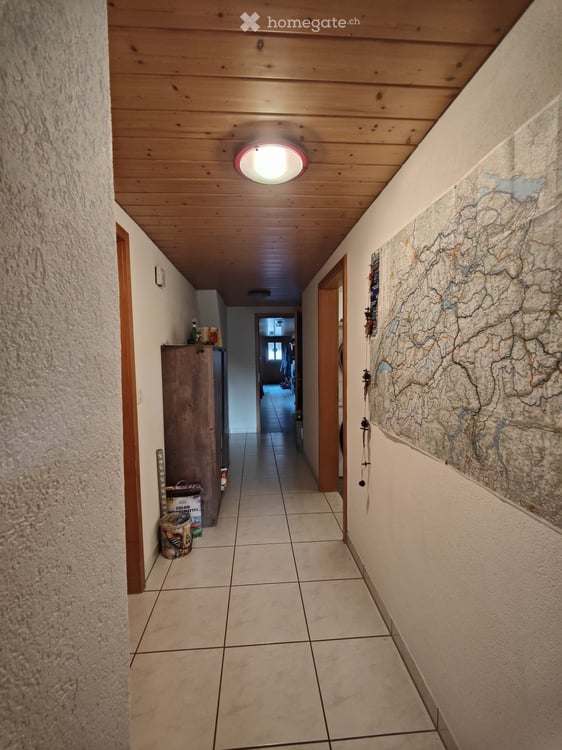 Charmante 3.5-Zimmer-Dachwohnung in Wynigen – Ruhige Lage mit viel Sonnenlicht 3