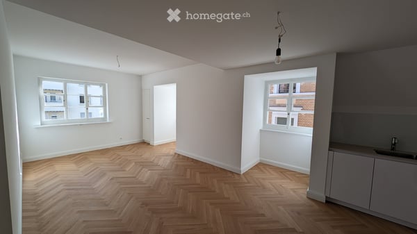 2,5-Zimmer-Wohnung in umfassend renovierter Jugendstil-Villa in 8032 Zürich 4