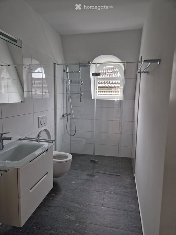 2,5-Zimmer-Wohnung in umfassend renovierter Jugendstil-Villa in 8032 Zürich 2