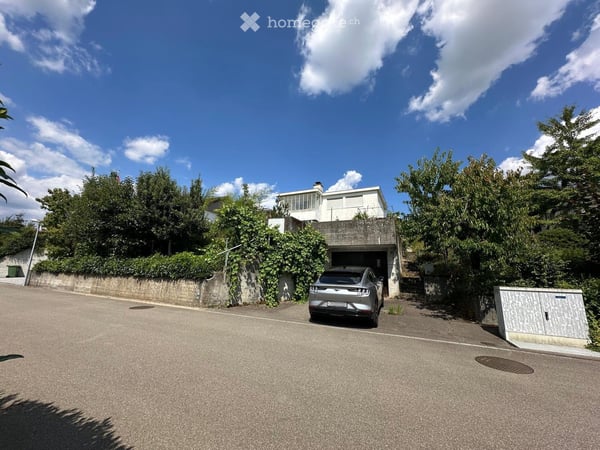 Baulandparzelle - Unverbaubare Aussichtslage in Niederhasli 3