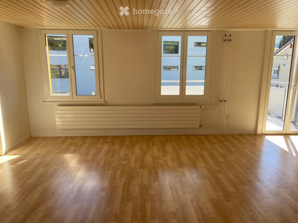 Frisch renovierte Wohlfühloase im Neckertal mit Balkon ideal für Tierliebhaber, Parkplatz inklusive 6