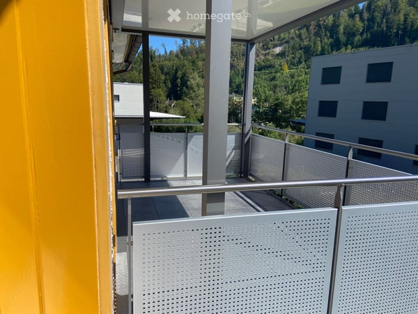 Erstbezug nach Renovation, stilvoller Altbau mit neuer Küche 12