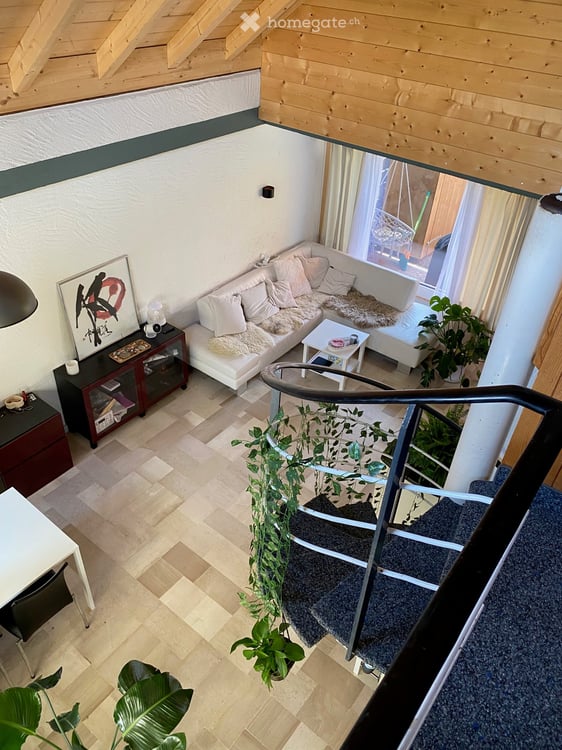Charmantes 2.5-Zimmer-Doppelhaushälfte in Lüscherz – Seenähe und Idylle pur 3