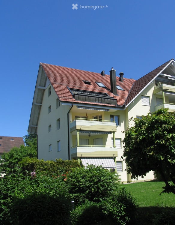 Charmante 4.5-Zimmer-Wohnung mit Balkon und Garage in Winterthur -Seen 2