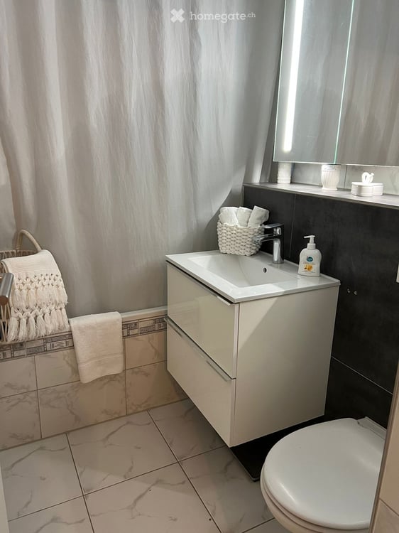 Helle 4.5-Zimmer-Wohnung mit schöner Aussicht in ruhiger Lage 10