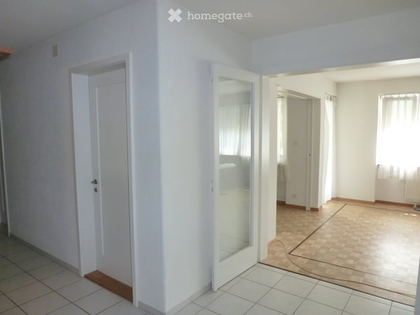 Helle 4.5-Zimmer-Wohnung mit Balkon in Glattbrugg 5