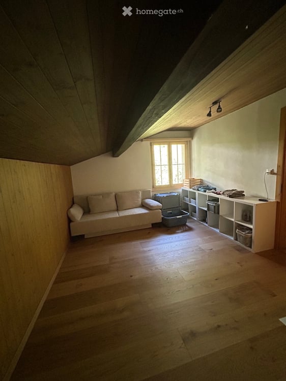 Charmante 3.5-Zimmer-Dachwohnung mit Bergblick in Serneus 6
