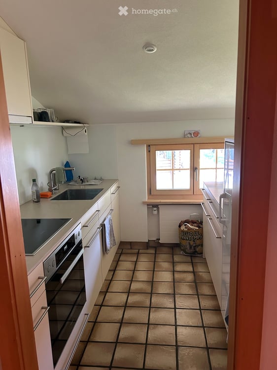 Charmante 3.5-Zimmer-Dachwohnung mit Bergblick in Serneus 5