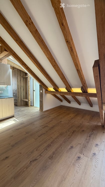Erstbezug!         Charmante 3.5-Zimmer-Dachwohnung mit Galerie & Lift in Benken ZH 3
