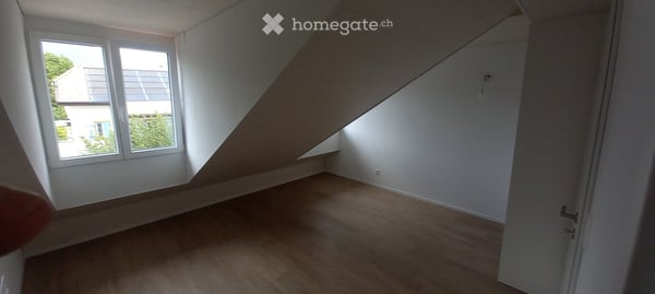 Duplex 4.5 pièces lumineux avec balcon à Cortaillod 3
