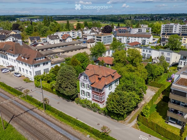 Prachtvolle Jugendstilvilla mit schöner Gartenanlage 24