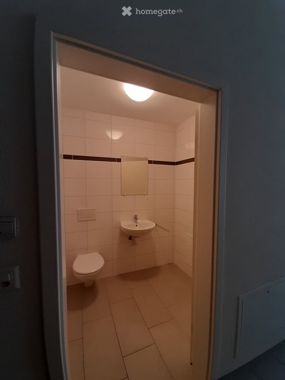 Bureau à louer au rez-de-chaussée – Porrentruy, Rue Joseph-Trouillat 6