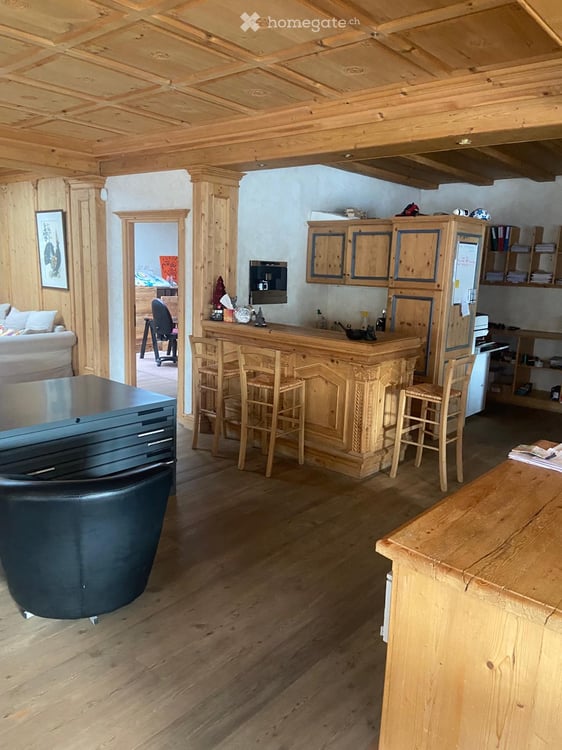 Bureaux lumineux de 160 m² à Crans-Montana – Accessibles et bien situés 3