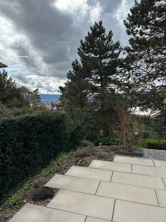 Moderne 2.5-Zimmer-Wohnung mit Balkon und Sauna an ruhiger Lage in Zürich 8044 17