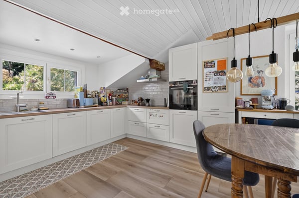 Charmant appartement en attique de 4.5 pièces à Lausanne – Avenue du Léman 8