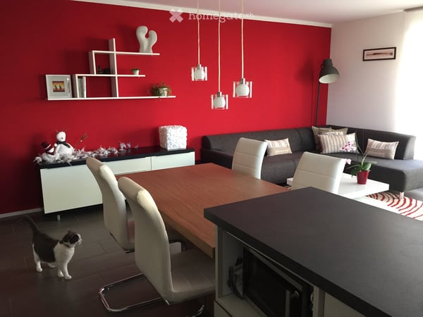Appartement de 3.5 pièces avec terrasse, entièrement meublé - Disponible du 01.10.26 au 31.08.27