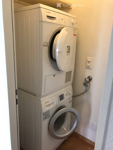 Gemütliche 1.5-Zimmer-Wohnung mit Garten in Egg b. Zürich 2