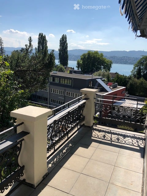 Charmante 3.5-Zimmer-Maisonette-Wohnung mit zwei Balkonen in Zollikon 15
