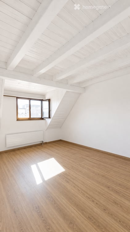Helle 4.5-Zimmer-Wohnung mit Balkon und schöner Aussicht in Thalheim an der Thur 3