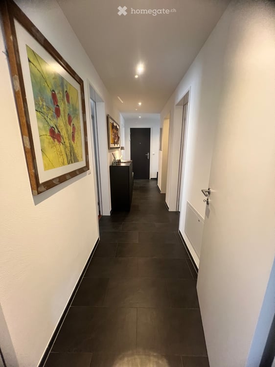 Wohntraum: Moderne, exklusive 4.5-Zimmer-Wohnung mit Terrasse und Balkon im Eigentumsstandard 8