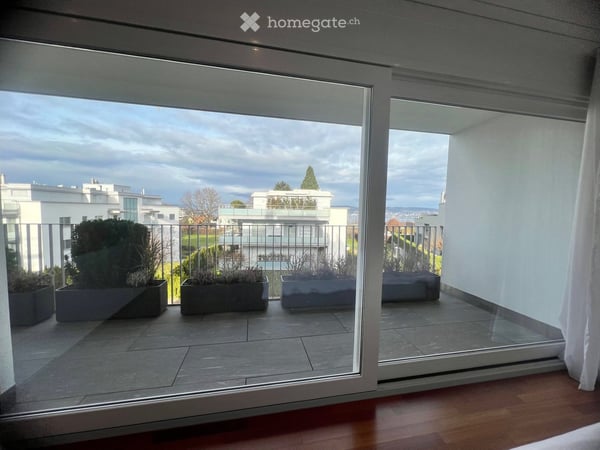 Wohntraum: Moderne, exklusive 4.5-Zimmer-Wohnung mit Terrasse und Balkon im Eigentumsstandard 17