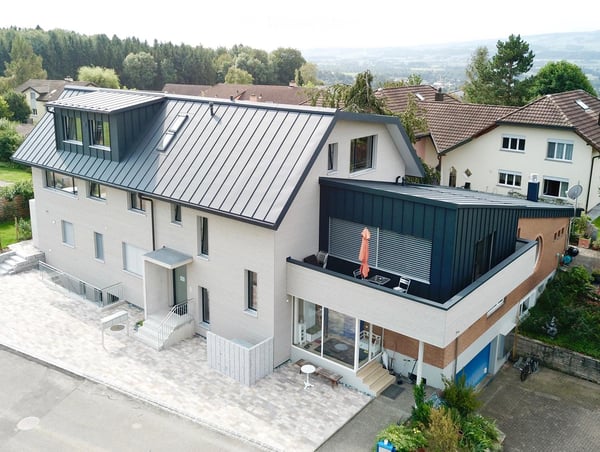 Hausteil mit Garten und Blick ins Grüne 1