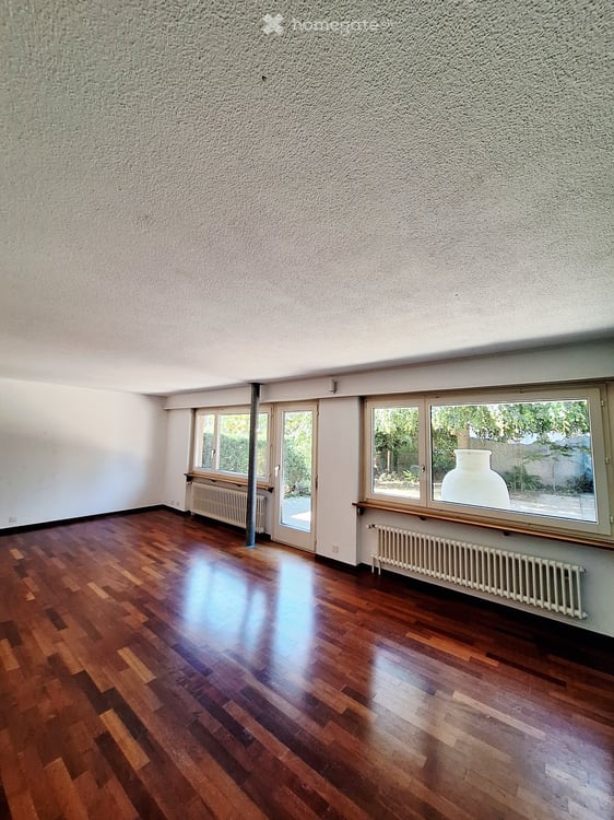 Hausteil mit Garten und Blick ins Grüne 15