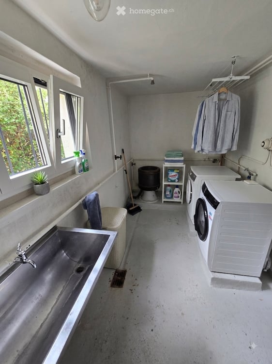 Charmantes 6-Zimmer-Einfamilienhaus mit Garten an zentraler Lage in Baar 9