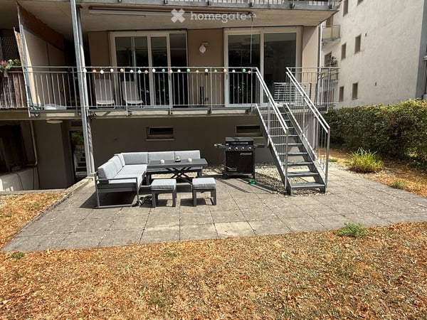 Helle Wohnung mit Garten an Top-Lage