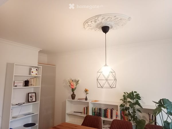 Helle 2.5-Zimmer-Wohnung mit 2 Sitzplätzen 6