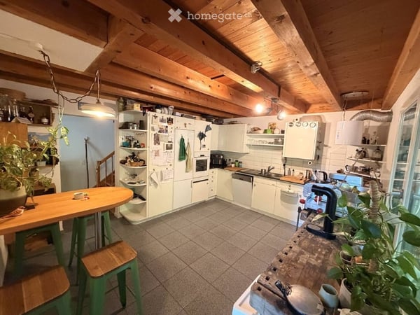 6.5-Zimmer-Doppeleinfamilienhaus in Ammerswil AG – ab November 2026 zu vermieten mit Sauna und Teich 4