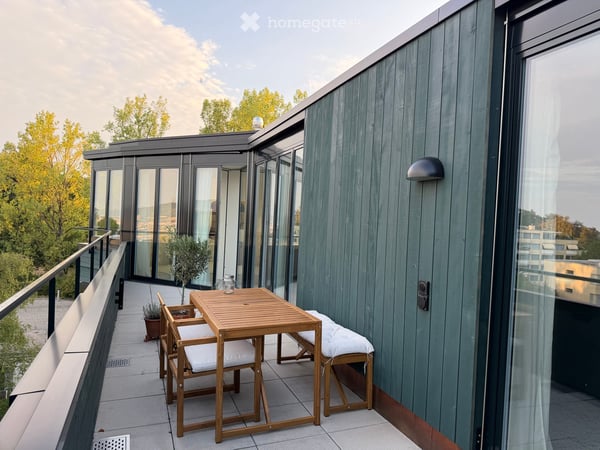 Helle 3½-Zimmer-Attikawohnung mit drei Balkonen und Weitsicht 8