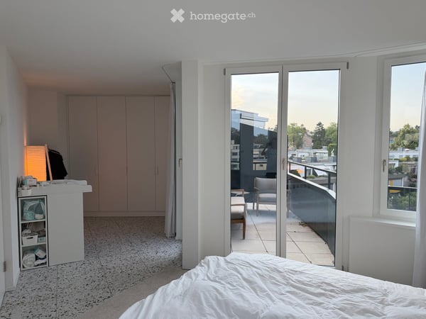 Helle 3½-Zimmer-Attikawohnung mit drei Balkonen und Weitsicht 11