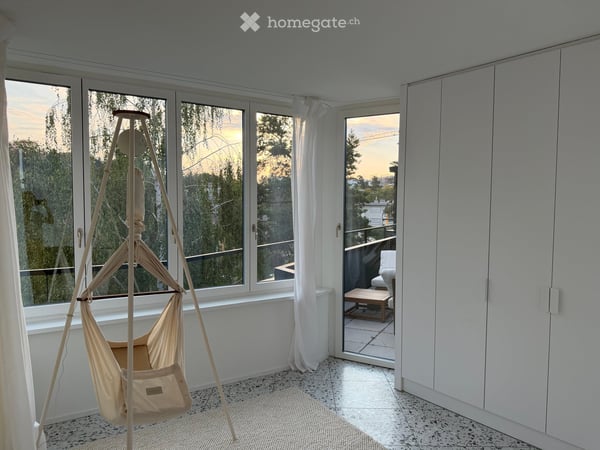 Helle 3½-Zimmer-Attikawohnung mit drei Balkonen und Weitsicht 5