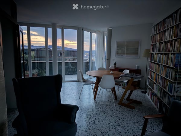 Helle 3½-Zimmer-Attikawohnung mit drei Balkonen und Weitsicht 9
