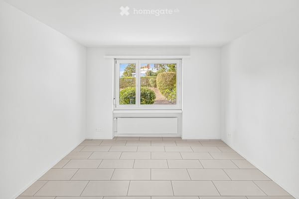 An sonniger Toplage direkt am Waldrand eine 3.5-Zimmerwohnung zu vermieten 9