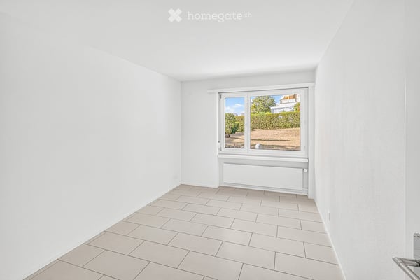 An sonniger Toplage direkt am Waldrand eine 3.5-Zimmerwohnung zu vermieten 10