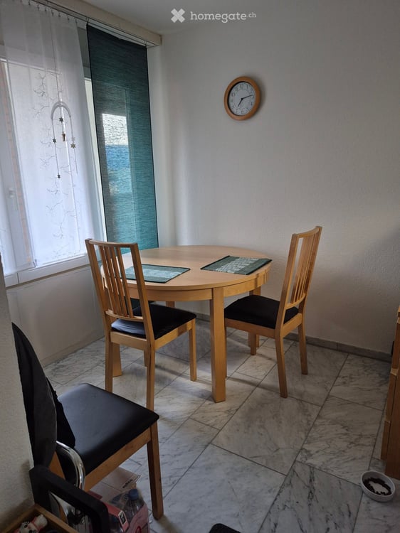 Charmante 3.5-Zimmer-Maisonettewohnung mit 3 Balkonen in Spreitenbach 5