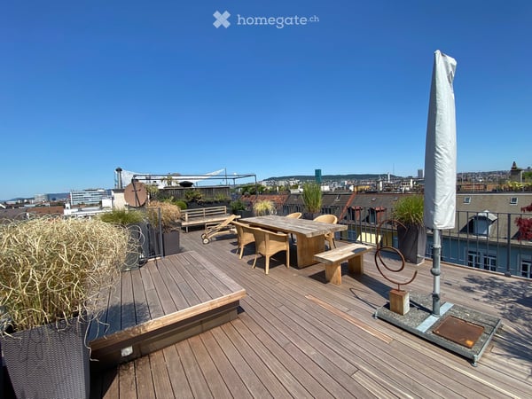 Grosszügige 4-Zimmer-Maisonette-Wohnung im Loft-Stil an der Zentralstrasse, Zürich 31