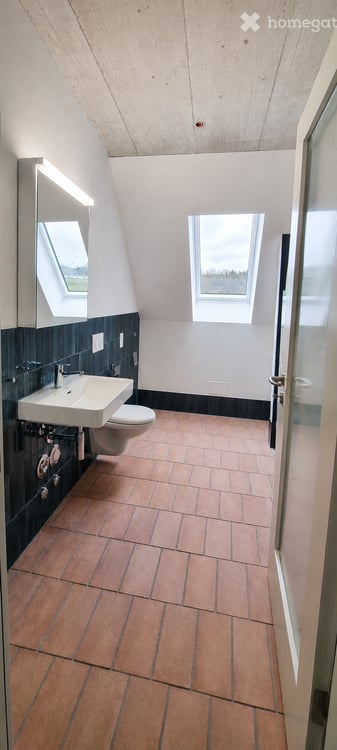 Modern wohnen im Grünen – helle 3.5-Zimmer-Dachwohnung mit Terrasse 7
