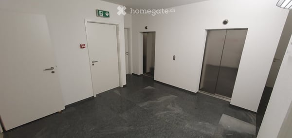 Stabile rappresentativo - ufficio singolo con posto auto 2